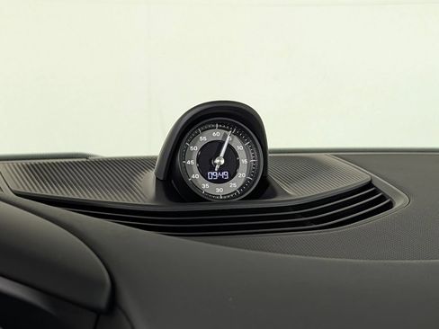 New 2026 Porsche Taycan AWD/4WD image 32