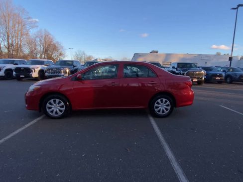 Used 2013 Toyota Corolla L image 13