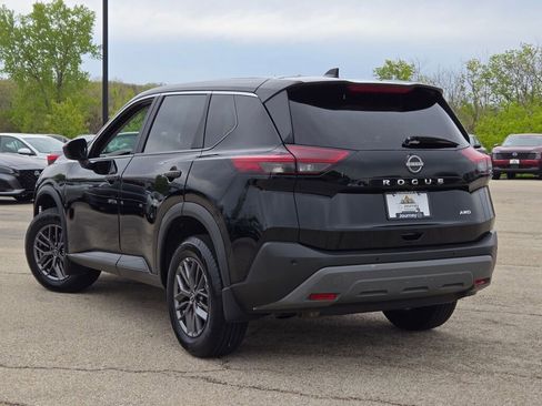 Used 2023 Nissan Rogue S AWD/4WD image 12