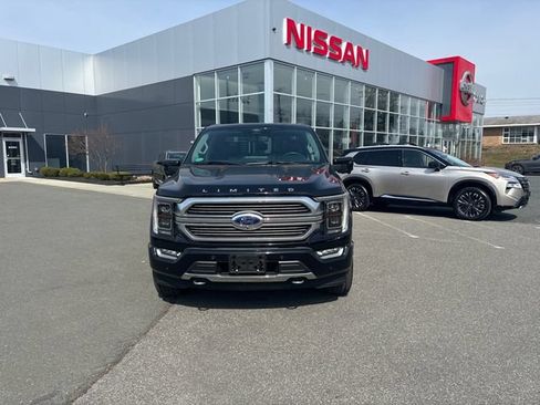 Used 2022 Ford F150 Limited AWD/4WD image 2