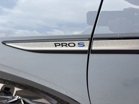 Used 2021 Volkswagen ID.4 Pro S image 46