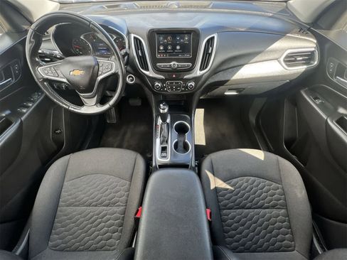 Used 2019 Chevrolet Equinox LT w/ Driver Convenience Package image 15