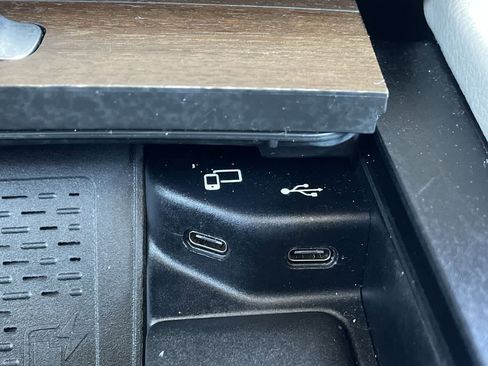 Used 2020 Mercedes-Benz GLE 450 GLE 450 image 26