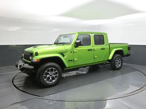 New 2026 Jeep Gladiator Sport image 34