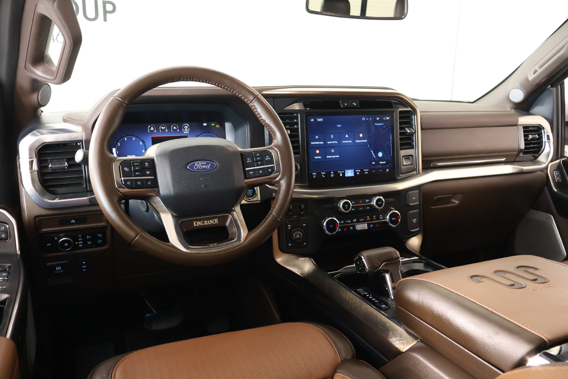 Used 2025 Ford F150 King Ranch w/ FX4 Off-Road Package AWD/4WD image 2