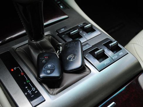 Used 2016 Lexus GX 460 Luxury image 29