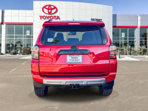 Certified 2023 Toyota 4Runner TRD Off-Road Premium image 6