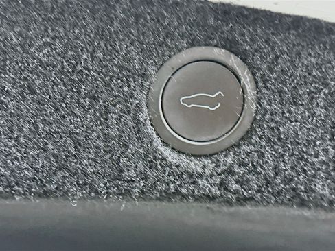 Used 2025 Tesla Model 3 Long Range RWD image 28