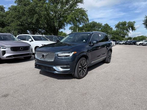 Certified 2025 Volvo XC90 T8 Plus w/ Protection Package Premier AWD/4WD image 2