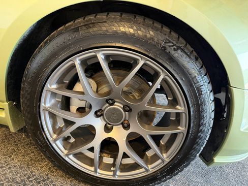 Used 2005 Ford Mustang GT Premium RWD image 29