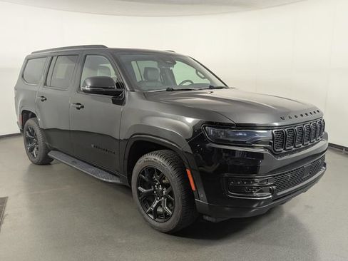 Used 2024 Jeep Wagoneer Series II AWD/4WD image 2