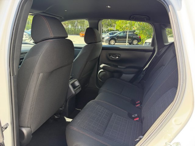 Certified 2025 Honda HR-V Sport image 14