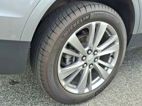 Certified 2023 Cadillac XT5 Premium Luxury FWD image 12