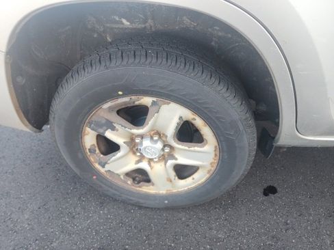 Used 2011 Toyota RAV4 2WD image 10