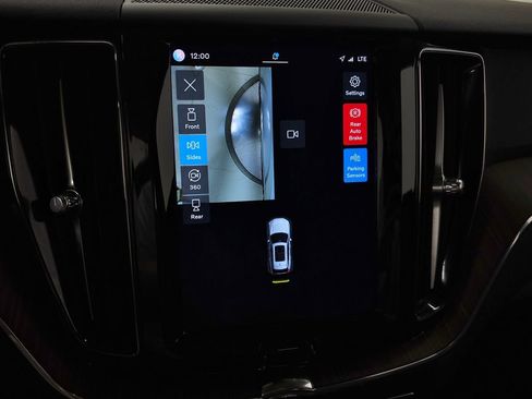 Certified 2023 Volvo XC60 B5 Plus w/ Climate Package AWD/4WD image 29