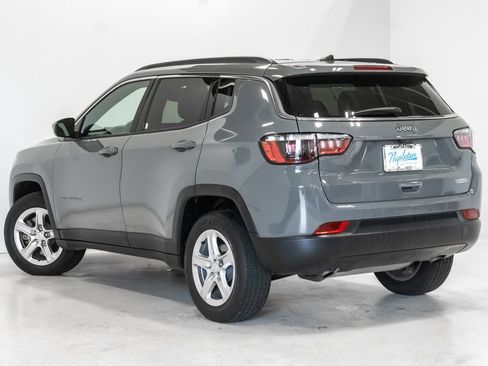 Used 2024 Jeep Compass Latitude AWD/4WD image 25