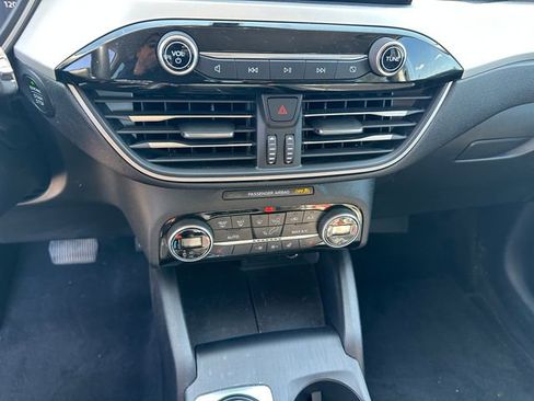 Used 2021 Ford Escape SEL w/ Class II Trailer Tow Package image 20