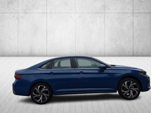 New 2026 Volkswagen Jetta SEL image 4