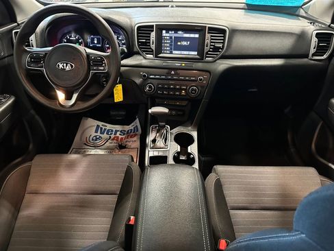Used 2018 Kia Sportage LX w/ LX Technology Package FWD image 27