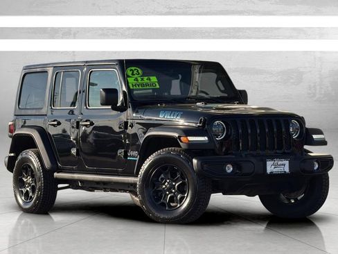 Used 2023 Jeep Wrangler Unlimited image 2