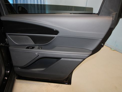 New 2026 Lincoln Nautilus Premier w/ Jet Appearance Package image 26