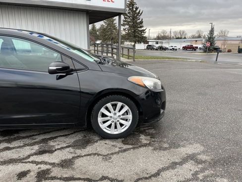 Used 2016 Kia Forte Koup EX w/ EX Premium Package image 18