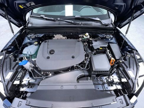 New 2026 Volvo XC40 B5 Core w/ Climate Package image 15