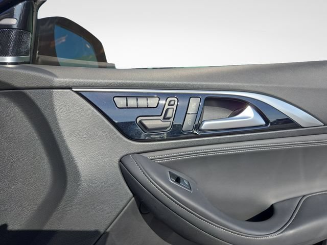 Used 2019 INFINITI QX30 AWD image 37