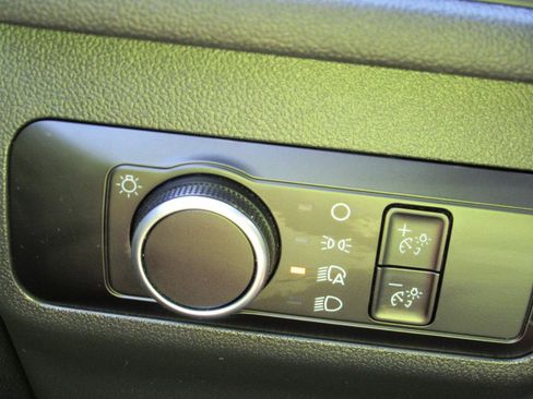 Used 2025 Ford Escape ST-Line FWD image 18