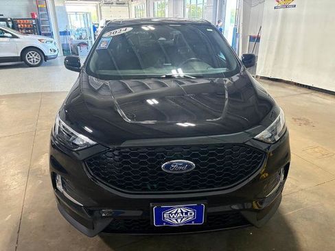 Certified 2024 Ford Edge ST-Line AWD/4WD image 5