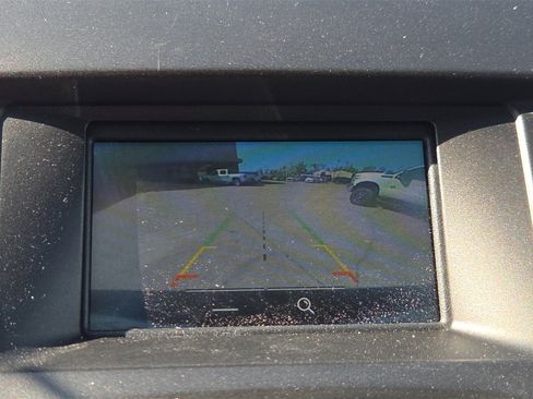 Used 2018 Ford Edge SE image 27