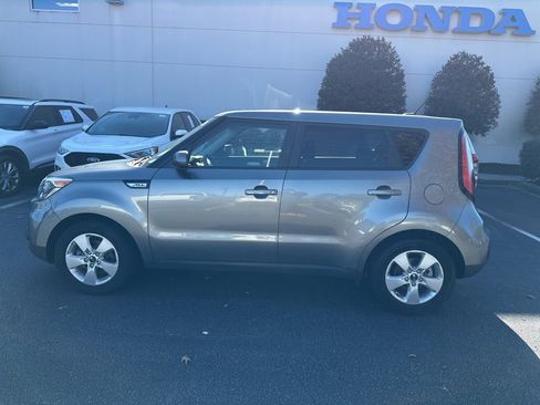 Used 2019 Kia Soul image 6