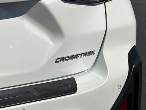 Used 2024 Subaru Crosstrek 2.5i Limited AWD/4WD image 11