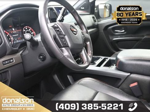 Used 2021 Nissan Titan PRO-4X w/ Pro-4x Convenience Package image 7