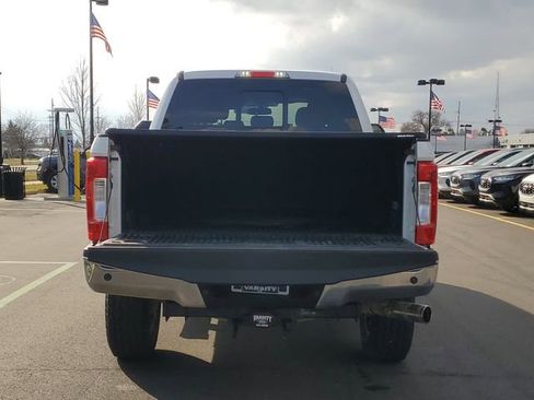 Certified 2017 Ford F250 Lariat w/ Chrome Package image 7