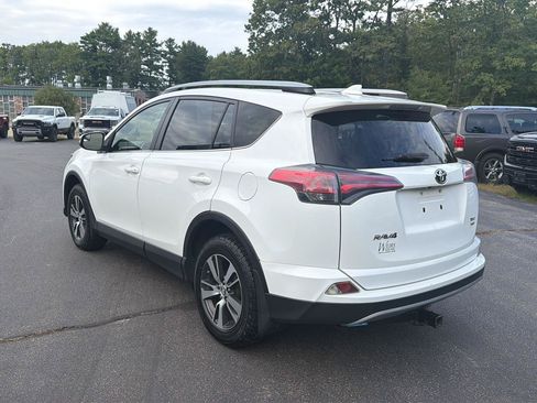 Used 2017 Toyota RAV4 XLE w/ All Weather Liner Package AWD/4WD image 3