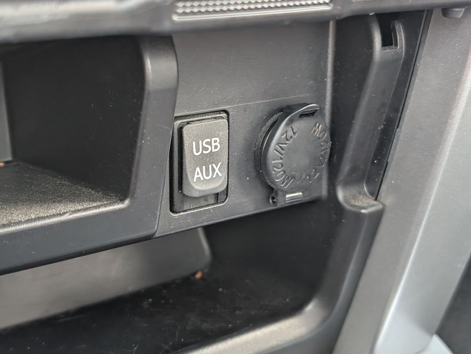 Used 2013 Toyota 4Runner SR5 RWD image 22