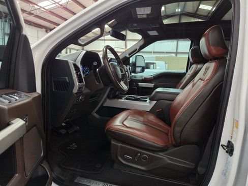 Used 2022 Ford F350 King Ranch w/ King Ranch Ultimate Package image 6