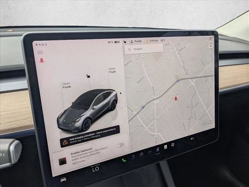 Used 2022 Tesla Model Y Long Range image 12