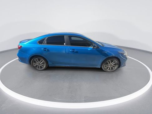 Used 2022 Kia Forte GT-Line w/ GT-Line Premium Package image 9