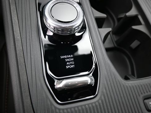 New 2026 Jeep Cherokee Limited AWD/4WD image 16