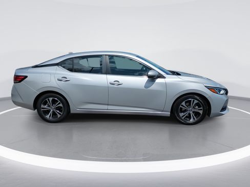 Used 2023 Nissan Sentra SV FWD image 3