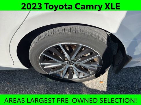 Used 2023 Toyota Camry XLE image 3