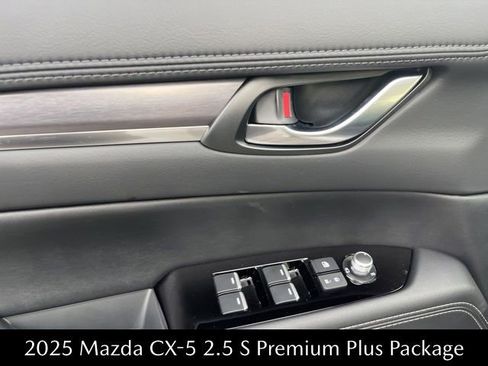 New 2025 MAZDA CX-5 AWD 2.5 S w/ Premium Plus Pkg image 7