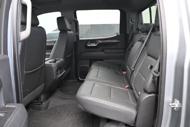Used 2024 Chevrolet Silverado 1500 RST AWD/4WD image 15