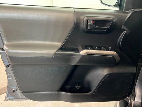 Used 2022 Toyota Tacoma SR5 image 14