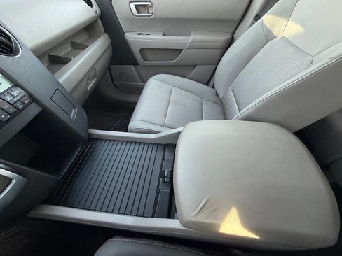 Used 2011 Honda Pilot EX image 24