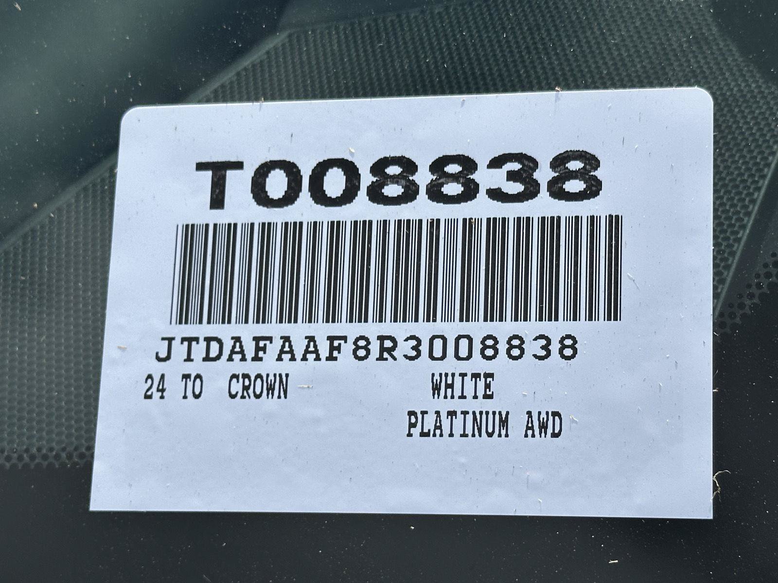 Certified 2024 Toyota Crown Platinum AWD/4WD image 15