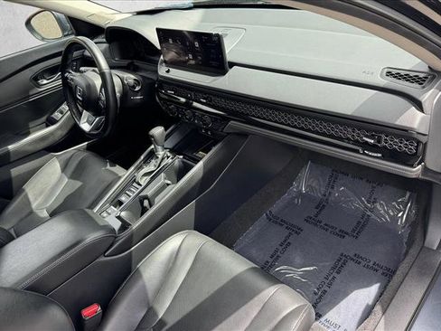 Used 2025 Honda Accord Touring image 21
