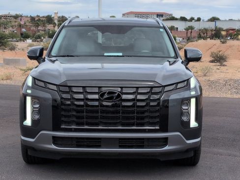 Used 2024 Hyundai Palisade Limited FWD image 9